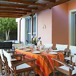 Villa Perigiali Nidhrion
