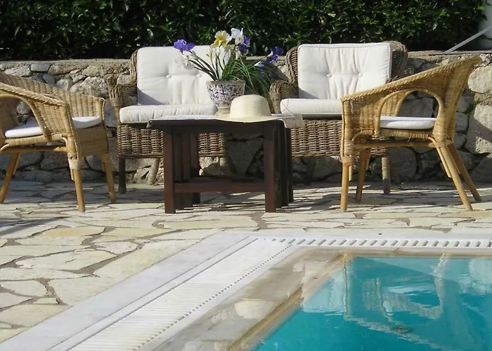 Vilă Perigiali Nydri (Lefkada)